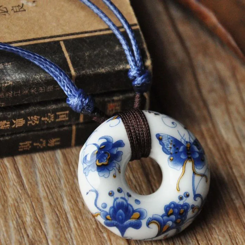 Подвеска в виде цветка Очаровательное ожерелье Бабочка керамический камень