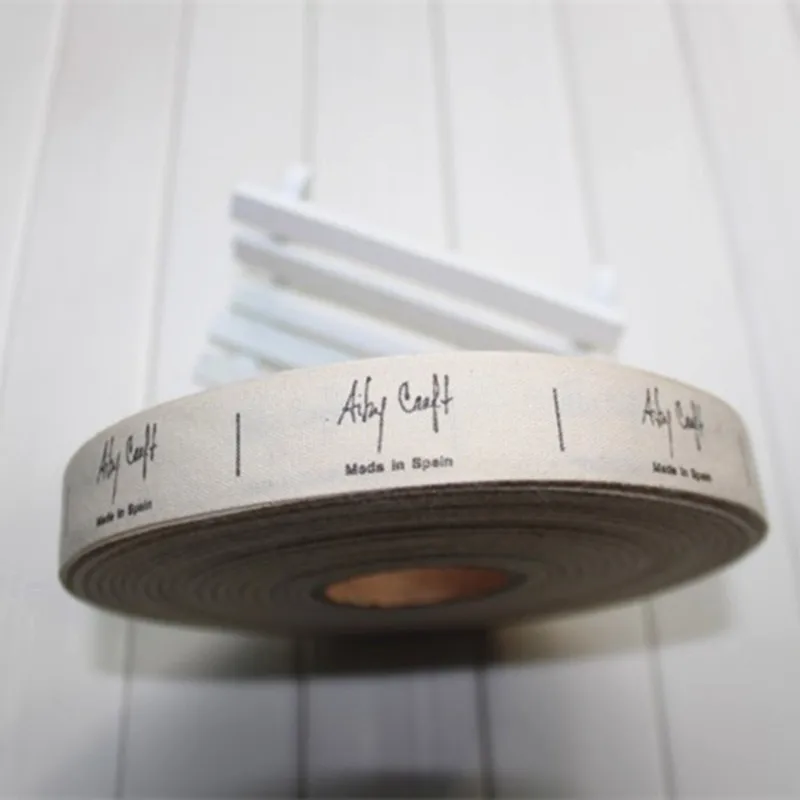 Ярлыки для мягкой стирки с рисунком под заказ бежевая нижняя сторона 1000 шт.