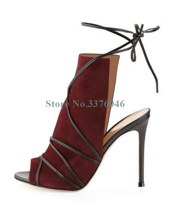 Босоножки на тонком высоком каблуке с открытым носком и узкими ремешками