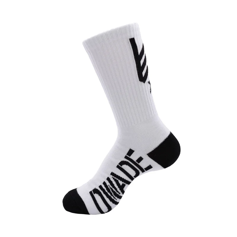 Li-Ning 2017 Мужские дышащие спортивные носки Wade чулки lining AWLM033 NWM342 |