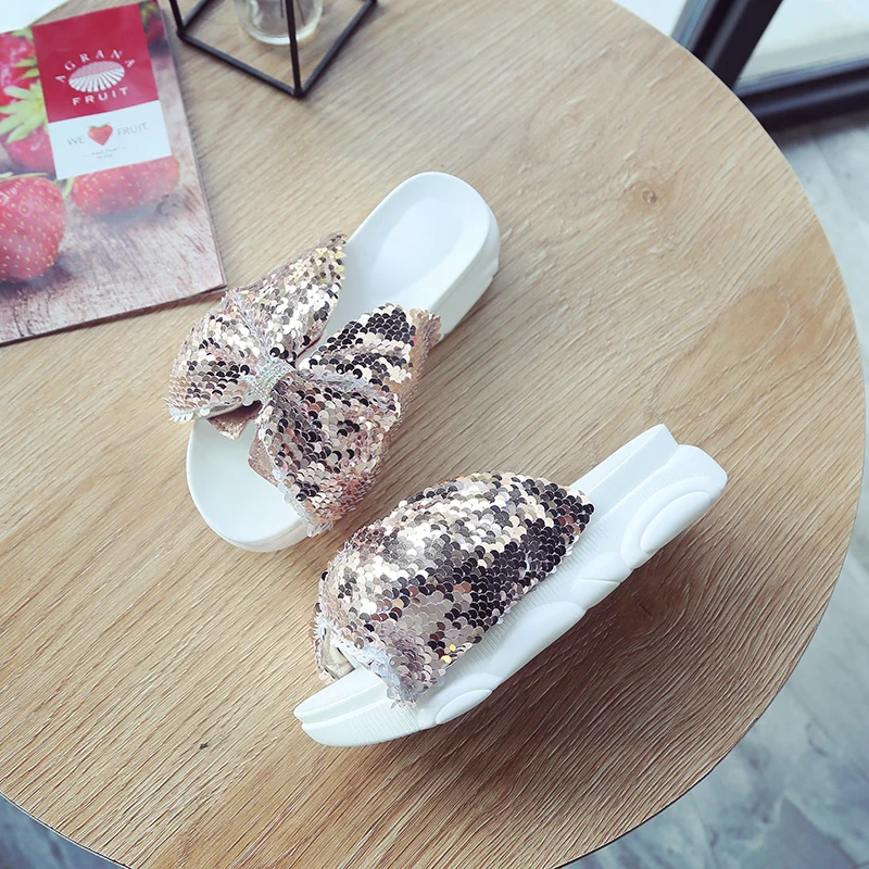 Шлепанцы на платформе коллекция 2019 года женские цветные пляжные сандалии со