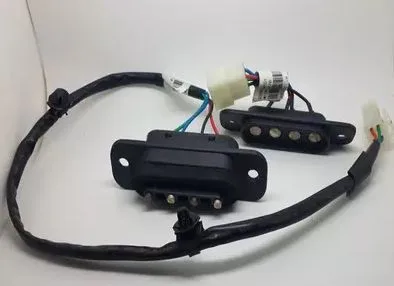 Один комплект из 2 предметов переключатель ASSY-CONTACT 4P Боковая дверь для HYUNDAI H1 2001-2005