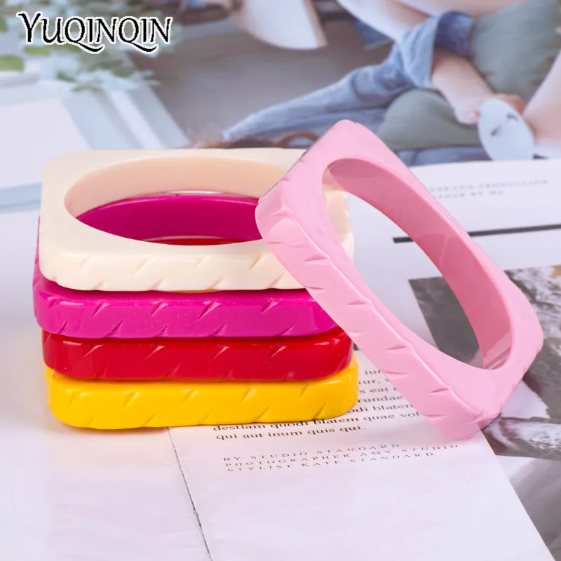 

Classic Fashion Acrylic Cuff Engraved Bracelets Bangles for Women Wide Geometric Resin Vintage Simple Charm Bracelet Jewelry