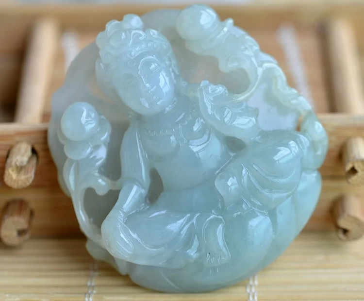 Большой кусок толстой воды промыть ручной резной старой ямы вид груза Изумрудный