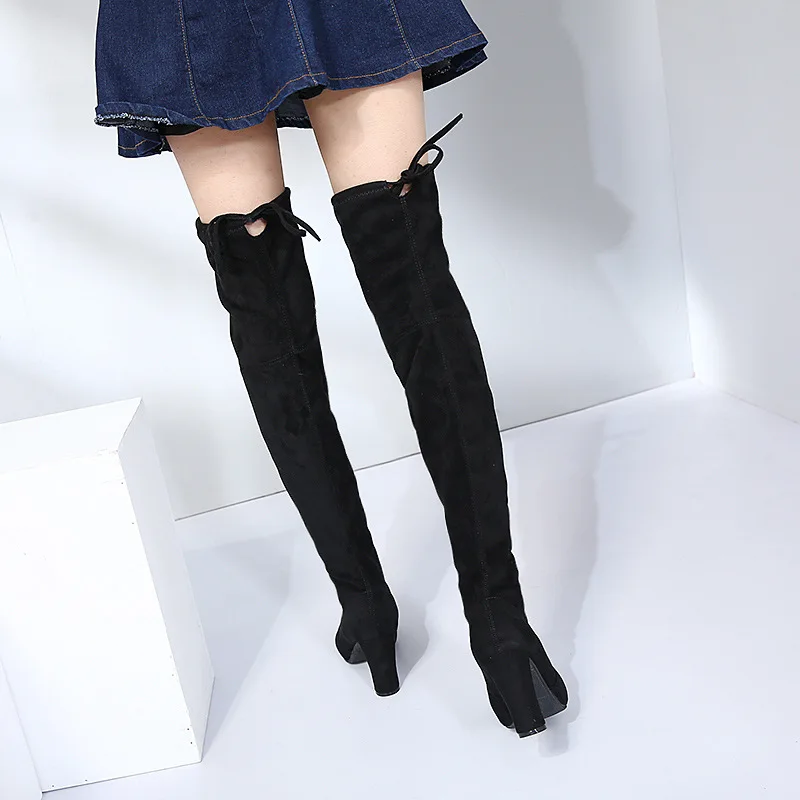 Модные женские сапоги выше колена на резиновой подошве с круглым носком высокие