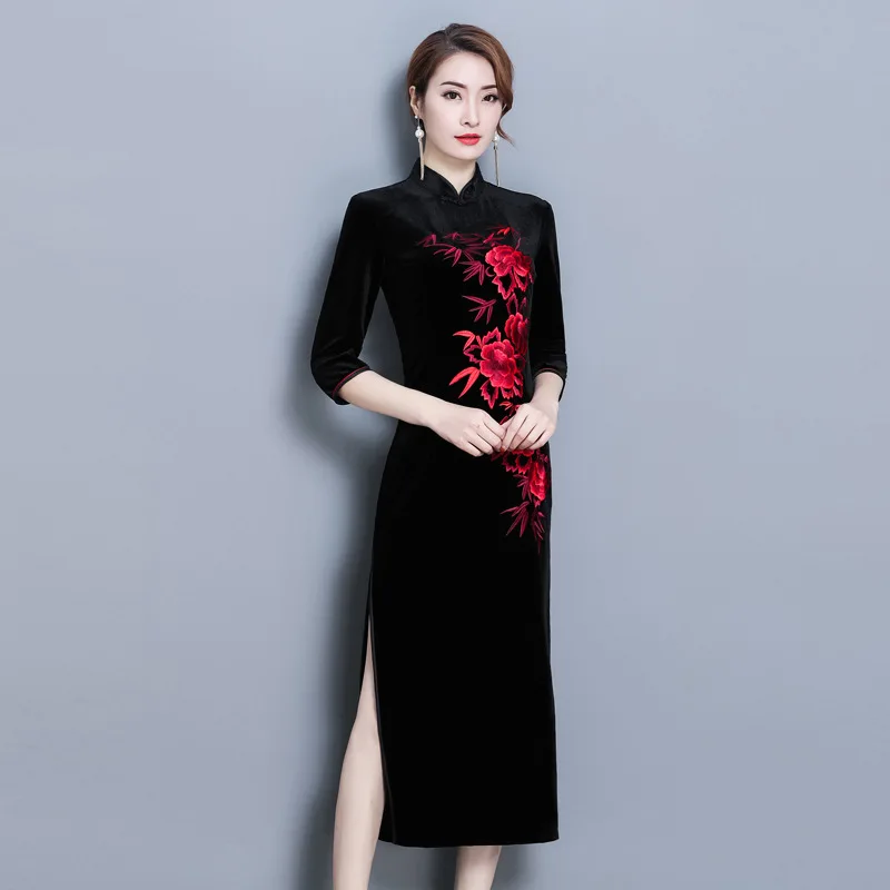 Китайское традиционное платье черного цвета Cheongsam Qipao велюровое вечернее с