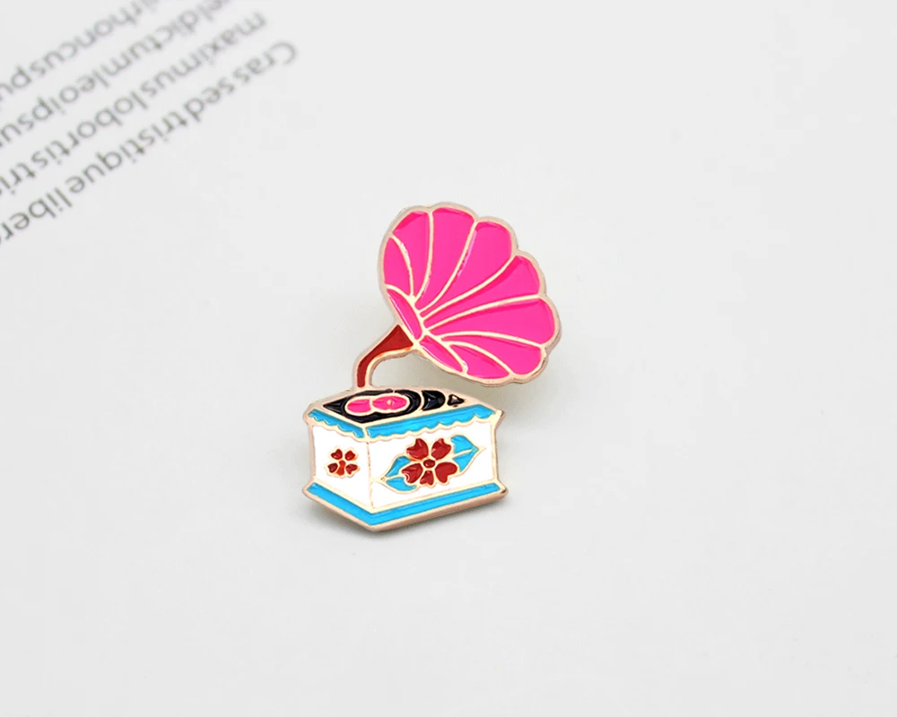 Cute Romantic Gramophone With Flower Throwback Brooch Colourful Popular Fashinn Pins Gift For Childern And Friend Pink Blue | Украшения и