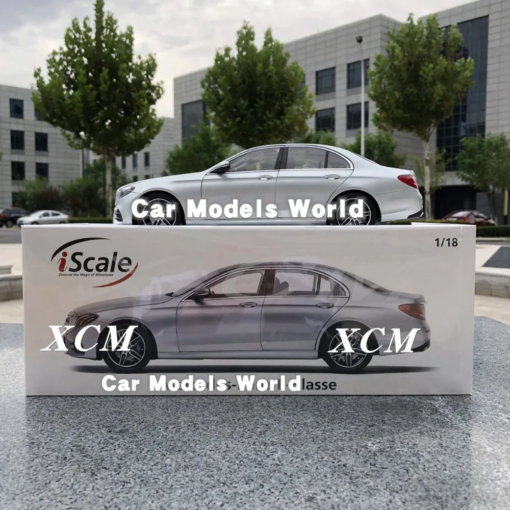 Модель автомобиля под давлением для iScale E-Class E-klase Limousine 1:18 (серебристый) +