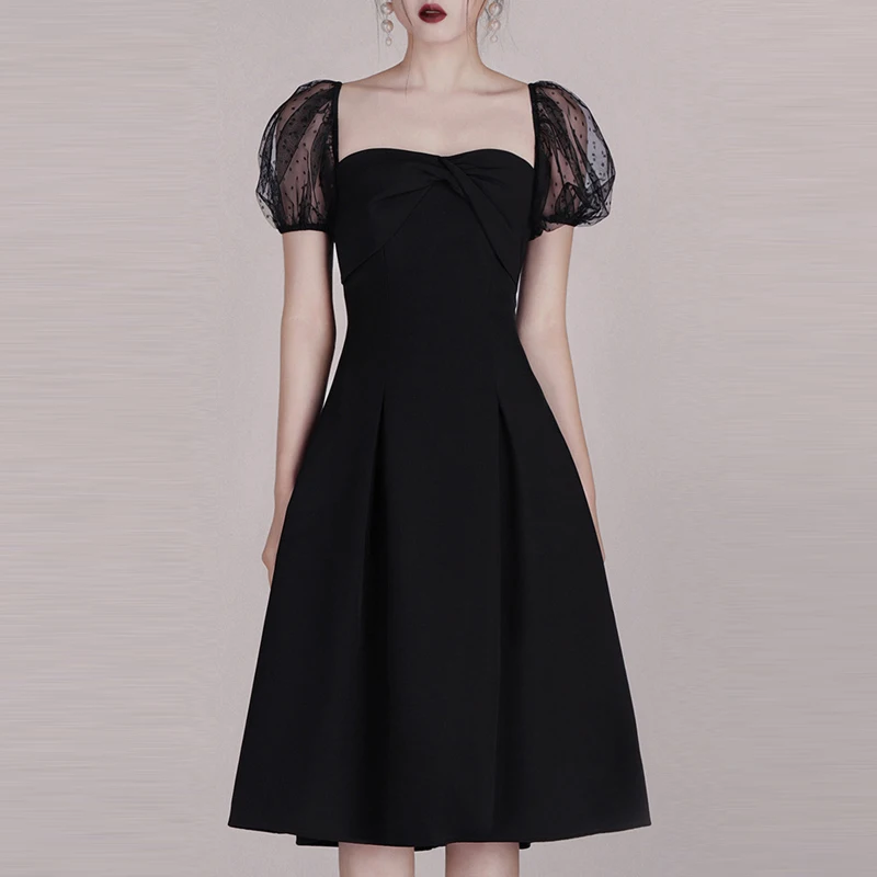 Женское Сетчатое платье с пышными короткими рукавами Max Spri облегающее