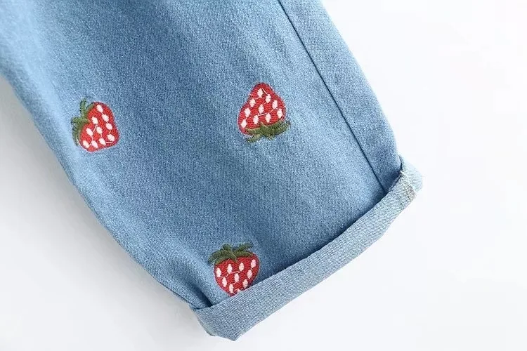 Эластичная резинка на талии Kawaii Лолита мягкая девушка мыть деним вышивка клубника тонкий Staight брюки летние милые лодыжки брюки Корея