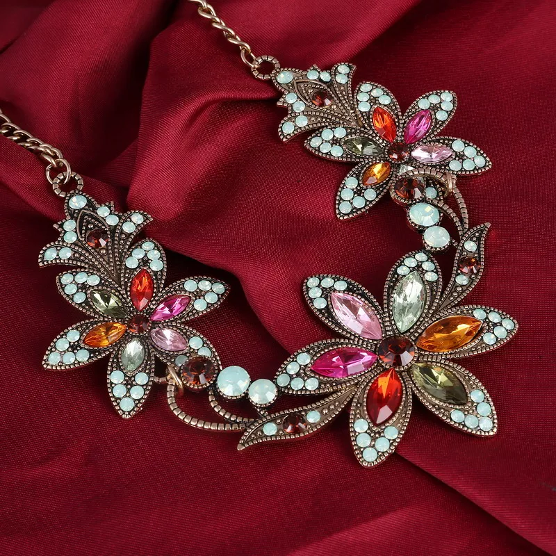 Женские массивные ожерелья чокер новинка 2020 модные хрустальные стразы