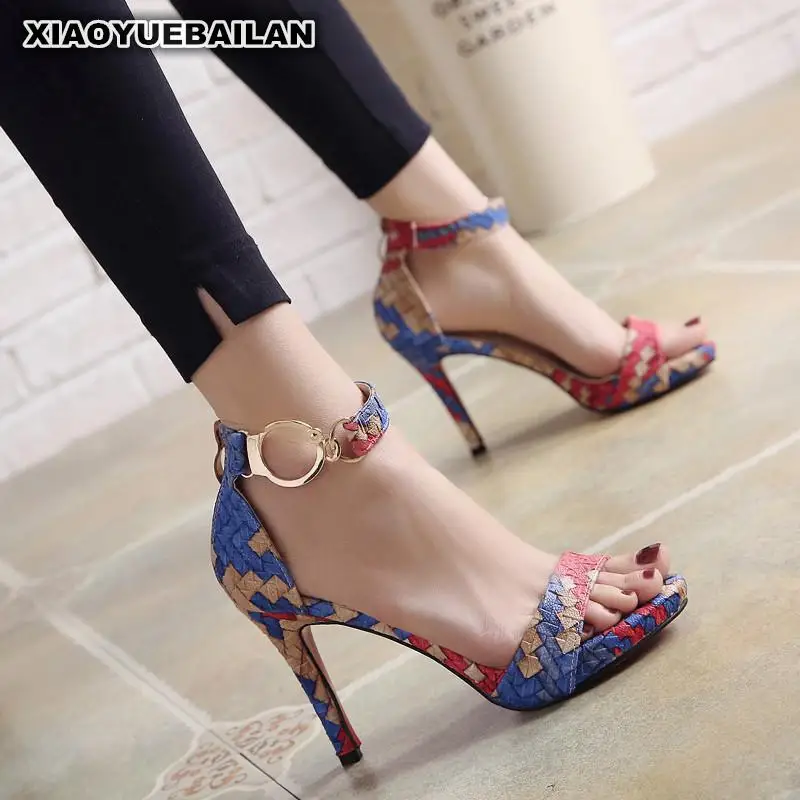 Европа и США 2018 летние новые туфли на высоком каблуке с пряжкой открытым носком