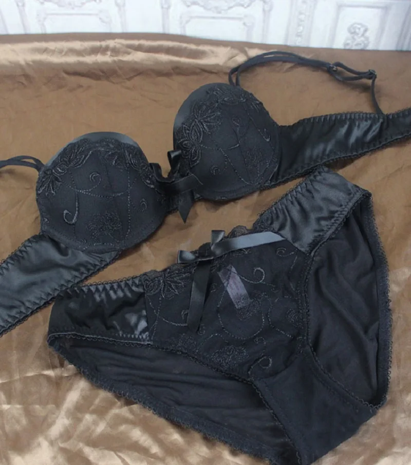 Женское нижнее белье роскошный кружевной набор соблазнительных бюстгальтеров