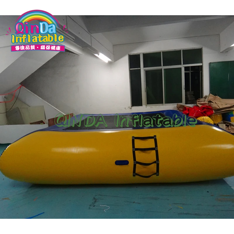Герметичная водная игра надувная прыгающая кровать надувной водный батут