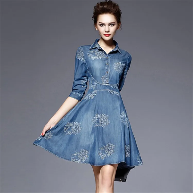 Фото Женское джинсовое платье с вышивкой винтажное Короткое синее рубашка элегантная