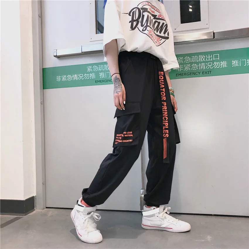 black pants Neploe Уличная Брюки карго Женские повседневные джоггеры черные с высокой талией свободные брюки корейские с буквенным принтом Femme Pantalon с поясом - Цвет: black pants