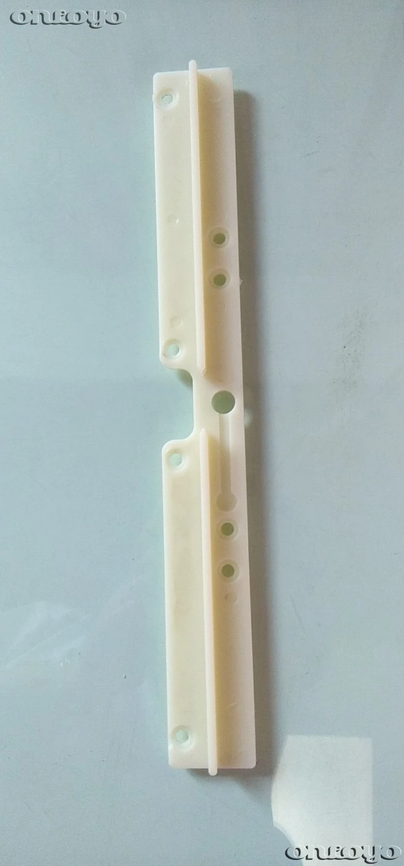 Компьютерная вышивальная машина части девять пластиковых рельсов плоский зазор