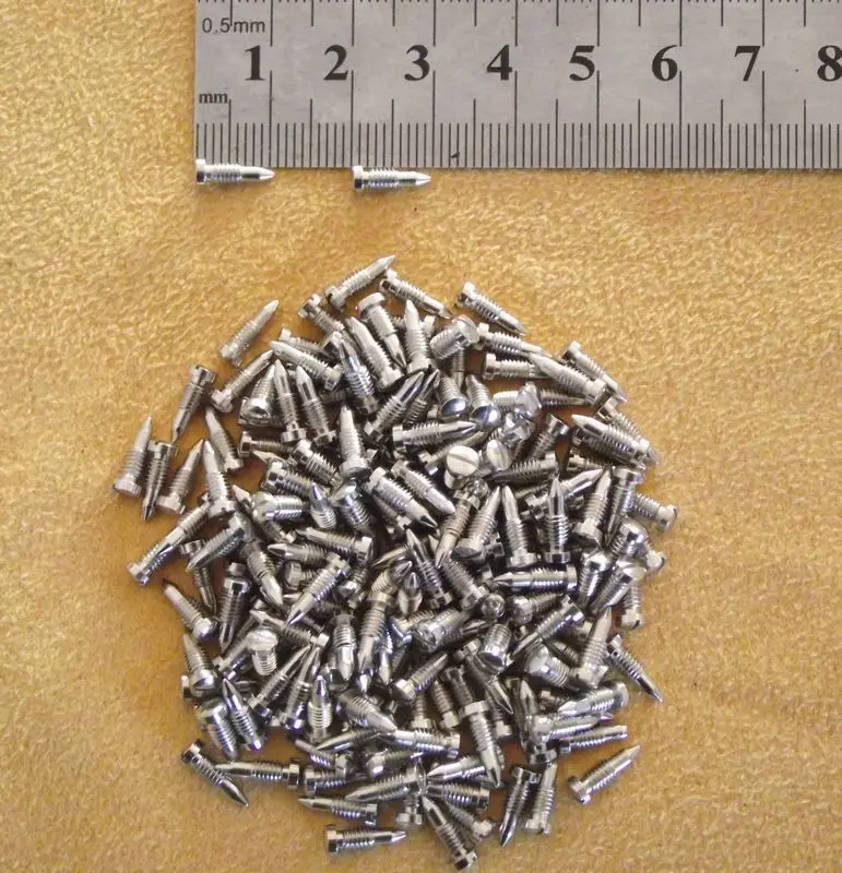 

100 pcs sax screws saxophone repair parts
