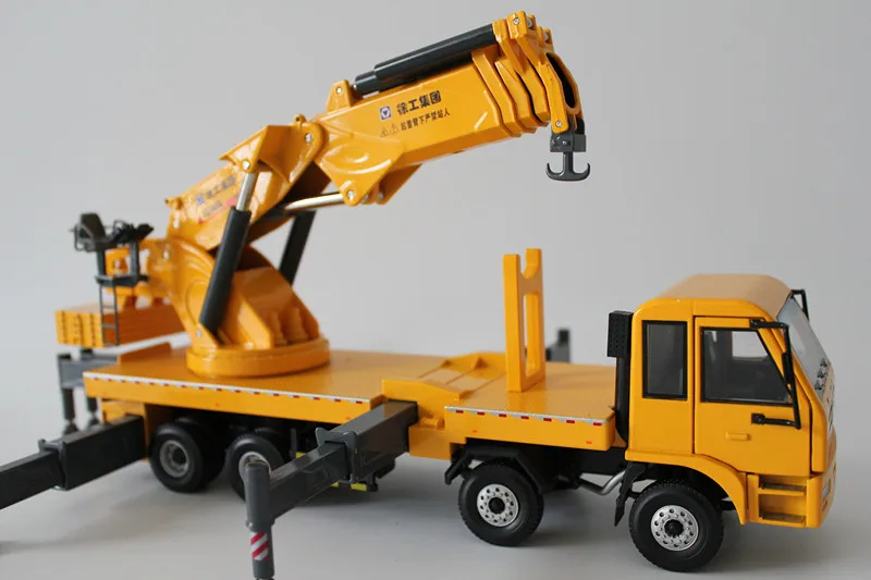 1:35 XCMG SQZ4000A Складная стрела грузовик кран игрушка