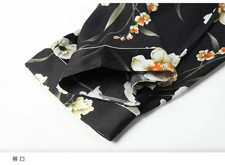 Silk pyjamas for Europe and the United States 100 mulberry silk black printed flowers two sets of gentle