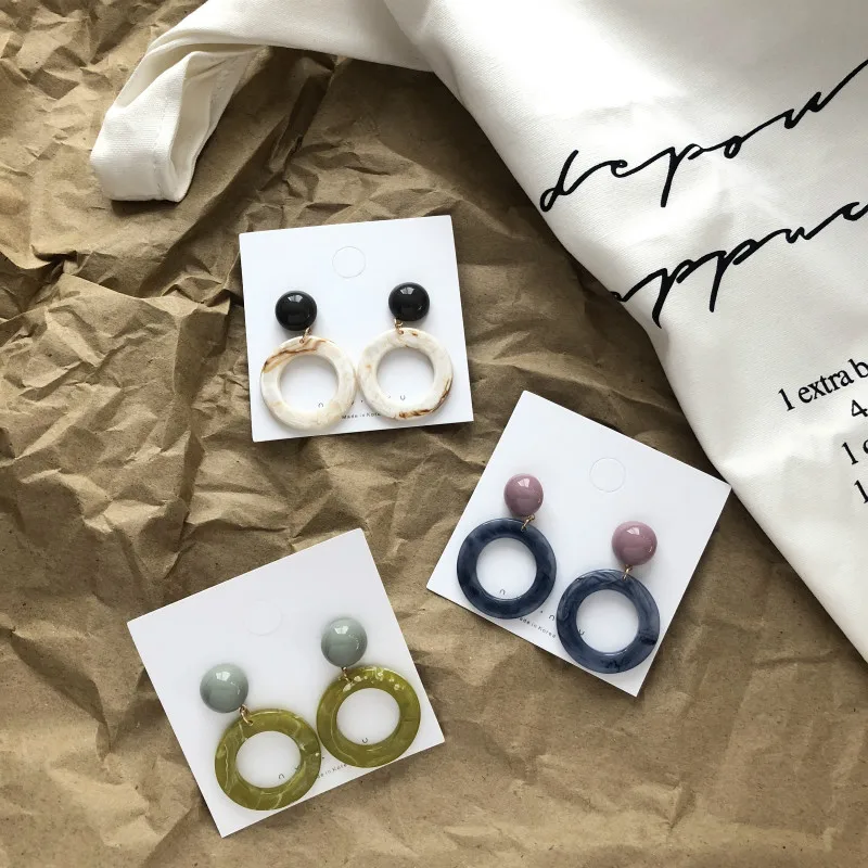 HUANZHI New Simple Resin Ball Hit Color Acrylic Geometric Hollow Round Circle Link Acetate Long Drop Earrings for Women Girl | Украшения и