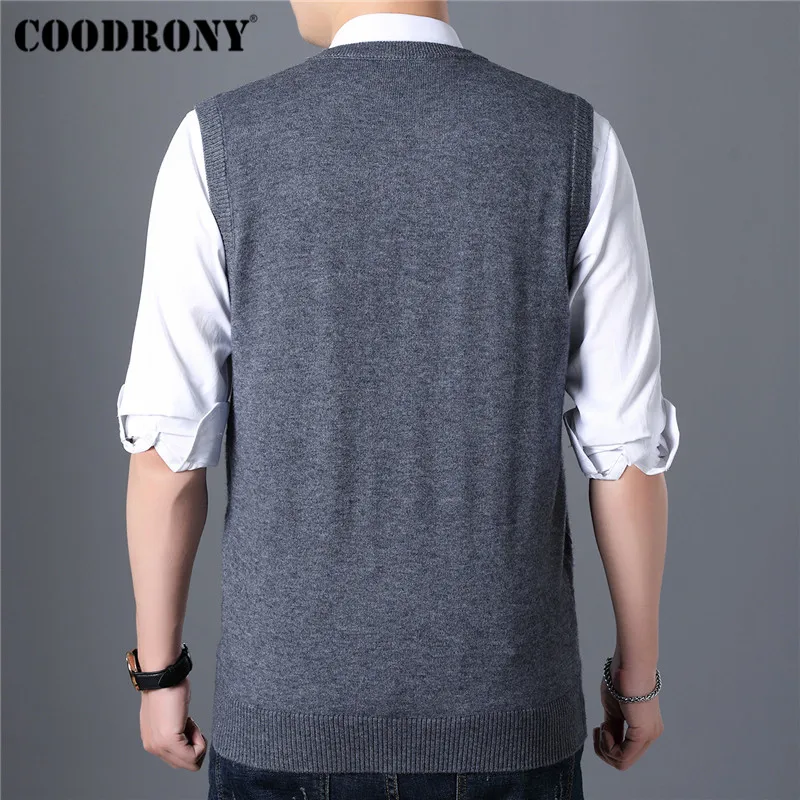 COODRONY Mens Sweaters Autumn Winter Sweater Men V-Neck Sleeveless Vest Pull Homme Knitted Cashmere Wool pullover men 91017