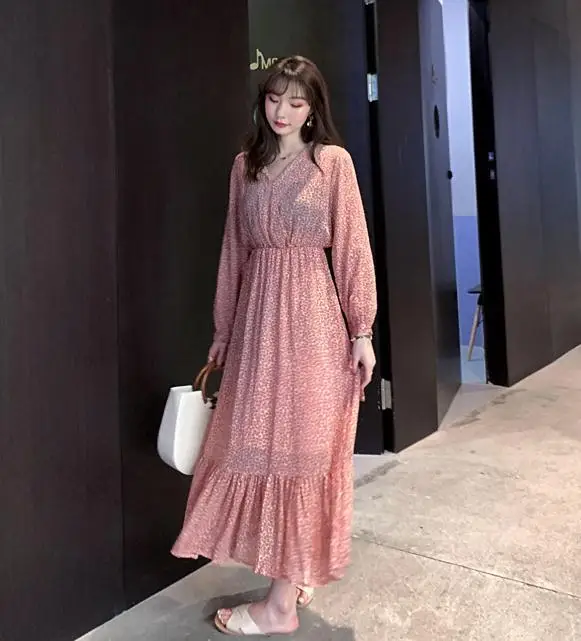 2019 Women's Long Dresses Spring and Summer Fairy Holiday Fragmented Chiffon Sleeve Dress V Neck Female Beach Wears | Женская одежда