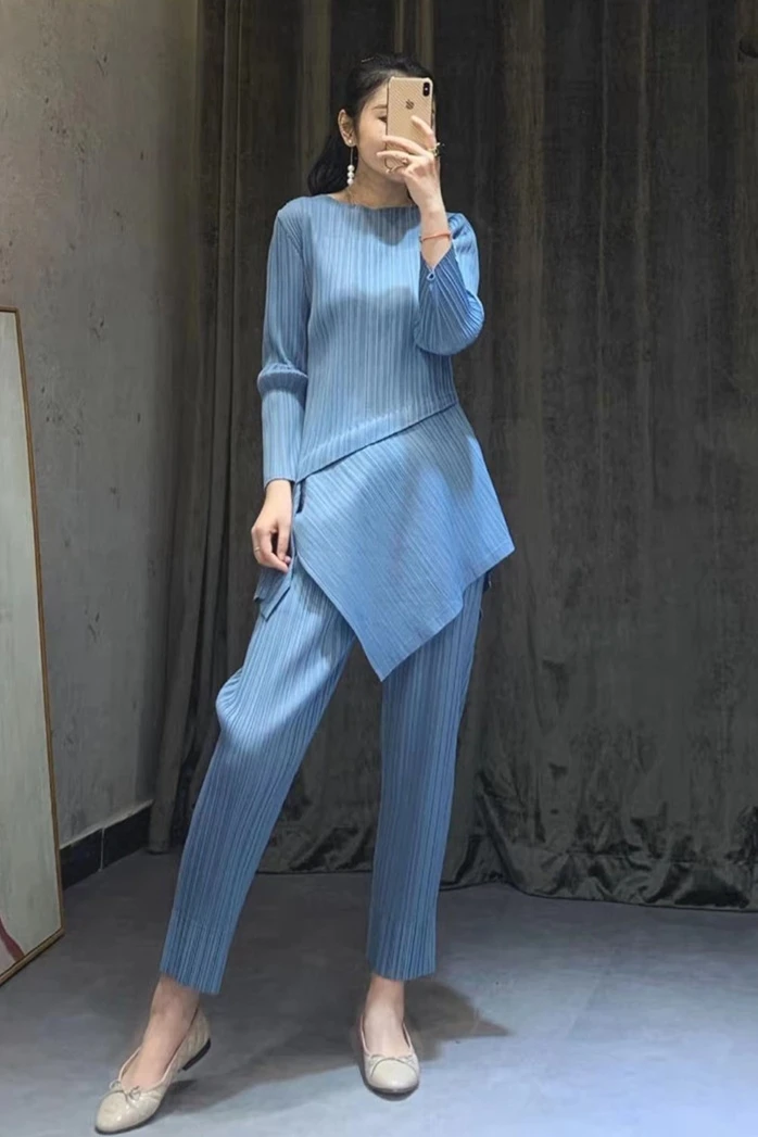 Miyake Fold понижающий возраст вестернизация Ранняя весна умный Двухсекционный французский миноритарный Женский костюм