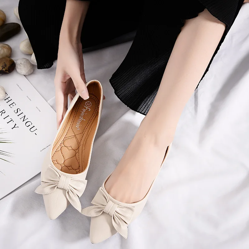 Spring New 2019 Black White Leather Bowtie Butterfly-knot Shoes Woman Pointed Toe Flat Rubber Heel Loafers Women Slip On Zapatos | Обувь