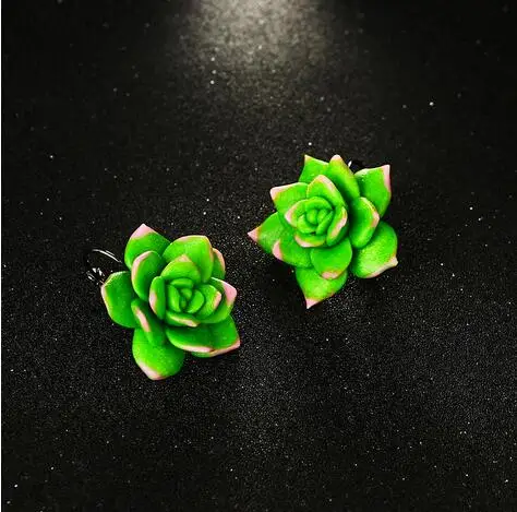 Женские серьги гвоздики из полимерной глины в виде цветка и динозавра|fashion stud