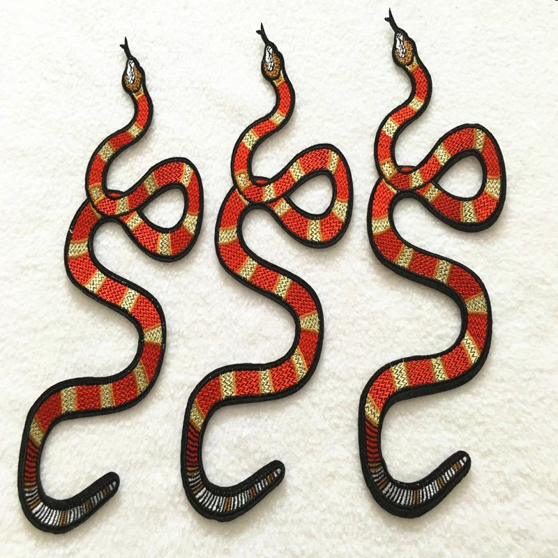 Распродажа нашивка с вышивкой в виде змеи аппликация утюга одежда рисунками из