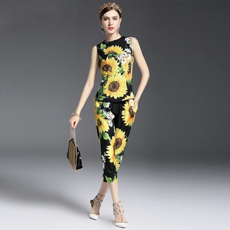 

Customized Women's Suit Set 2017 New Runway Designer Sunflower Flora Print Sleeveless Top+ Calf-Length Pants Suit 2 Piece Sets