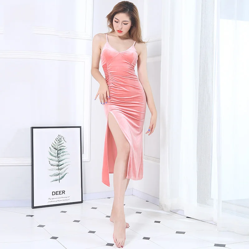 Женское платье для танца живота длинное вельветовое на бретельках восточных