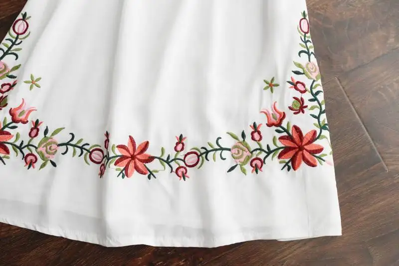 Белое свободное винтажное платье с v образным вырезом и вышивкой Vestidos модель 2020