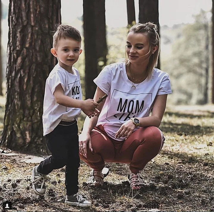 Семейная Одинаковая одежда BKLD наряды футболка с коротким рукавом для мамы и