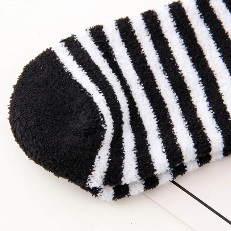 

[WPLOIKJD]3 Pairs Coral Fleece Cute Meias Panda Pattern Floor Socks Women Cartoon Funny Kawaii Socks Sox Calcetines Mujer