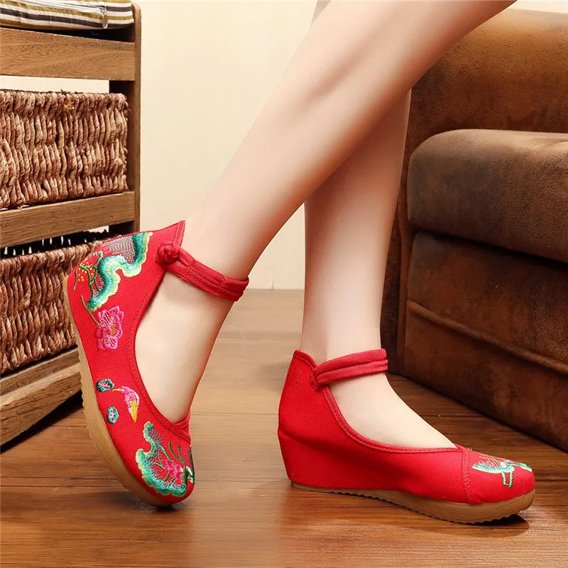 Zapatos Mujer Новинка 2017 года модная женская повседневная обувь китайский Стиль