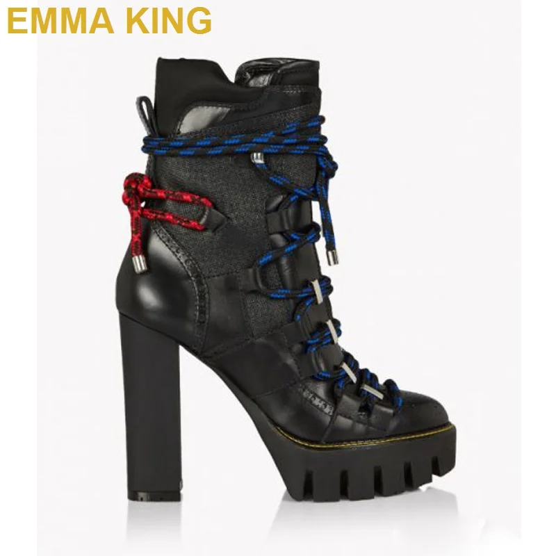 

Fashion 2019 Runway Shoe Martin Boots Chunky High Heels Platform Women Ankle Boots Pointed Toe Winter Boots Cross-Tied Booties