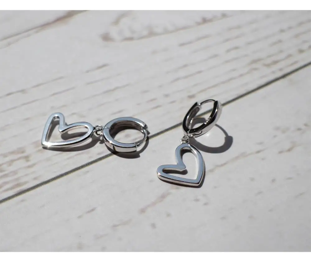 925 пробы серебряные серьги креативный дизайн в форме сердца Короткая подвеска