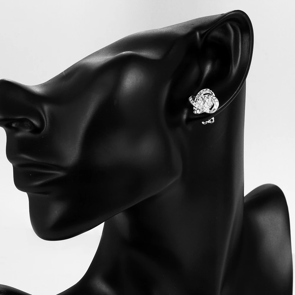 Женские серебряные серьги-гвоздики с цветком Dahu Rico | Украшения и аксессуары