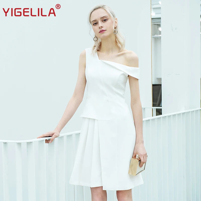Мини-платье YIGELILA с молнией и асимметричным вырезом весна 64382 | Женская одежда