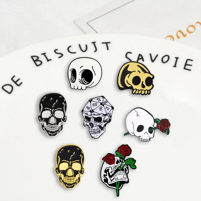 

Skull Series Punk Badges Brooches Skeleton Rose Combination Denim Enamel Lapel Pins Gifts for Medicine Friends Jewelry Wholesale