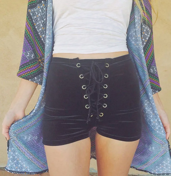 Женские велюровые шорты повседневные облегающие на шнурках со средней талией |