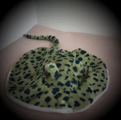 Бесплатная доставка синий пятнистый хвост Ray кукла stingray мягкая игрушка скат для