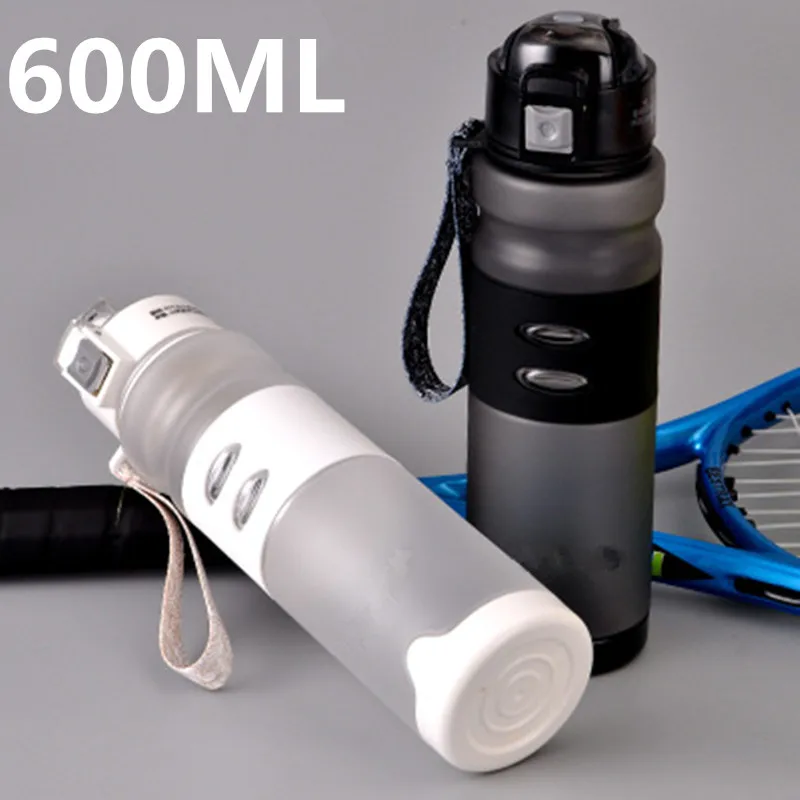 Bpa free portable sports plastic water bottles kids outdoor leak-proof straw detachable Drink bottle For Sports camping hiking