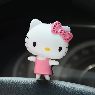 Hello kitty Doraemon Kiki медведь Меховые помпоны детские игрушки брелок для женщин брелок металлические брелки для ключей ключи от машины сумка Подвеска Шарм D62 - Цвет: 2