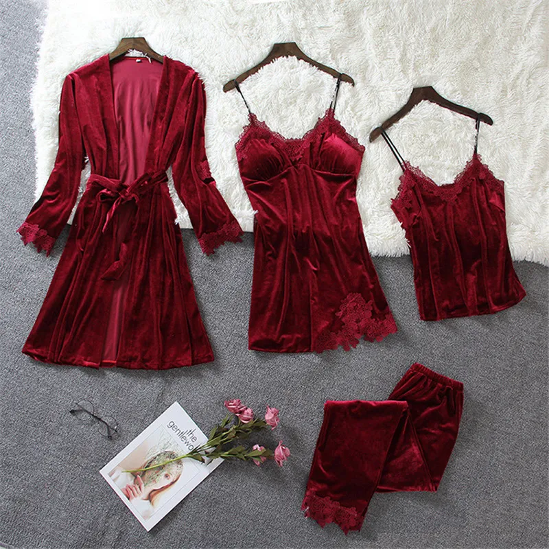 Женский бархатный пижамный комплект золотистый из 4 предметов халат на