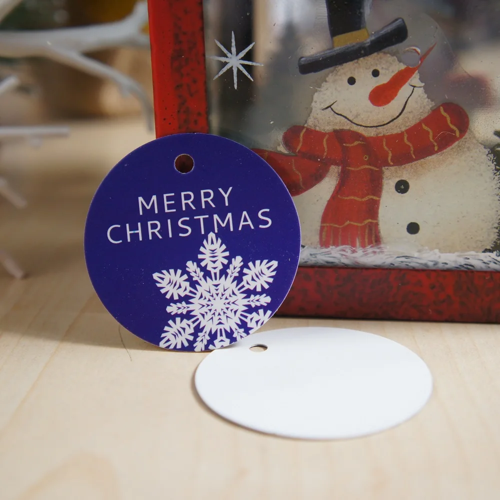 

95pcs Merry Christmas snowflake design paper labels packaging decoration tags Scrapbooking Craft Paper DIY Decoration