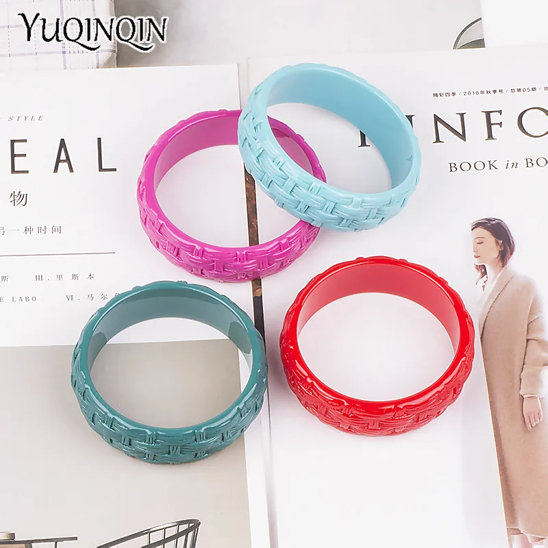 Classic Resin Cuff Engraved Fashion Bracelets Bangles for Women 2018 New Wide Acrylic Bracelet Female Simple Charm Party Jewelry | Украшения