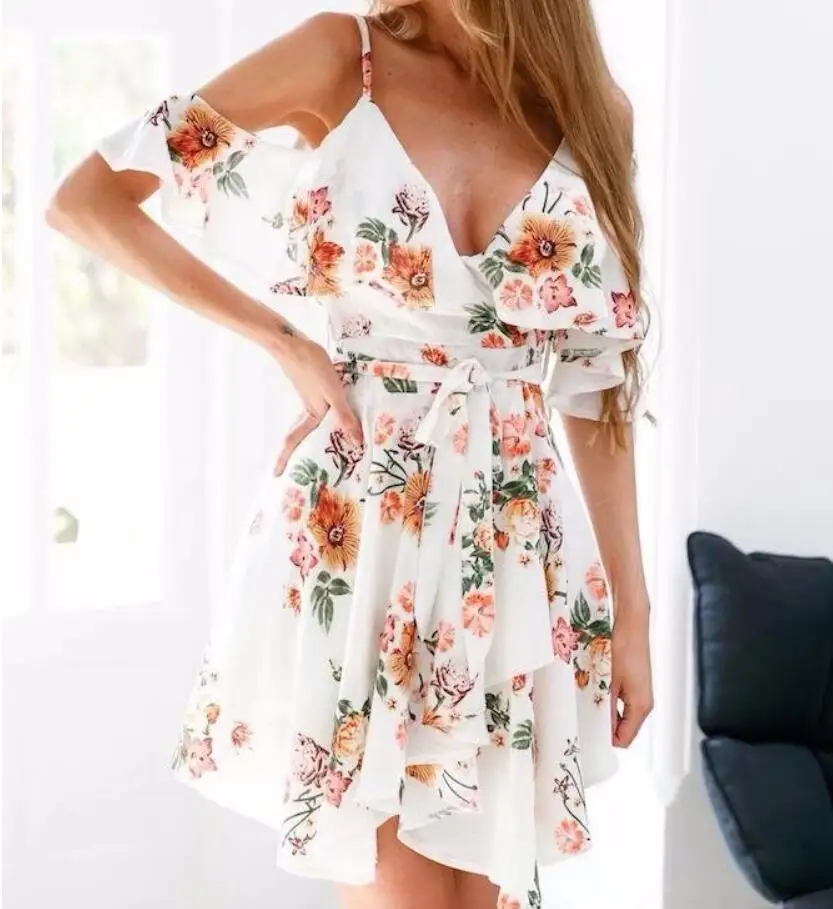 С открытыми плечами Глубокий V шеи Boho Цветочный принт мини-платье с оборками